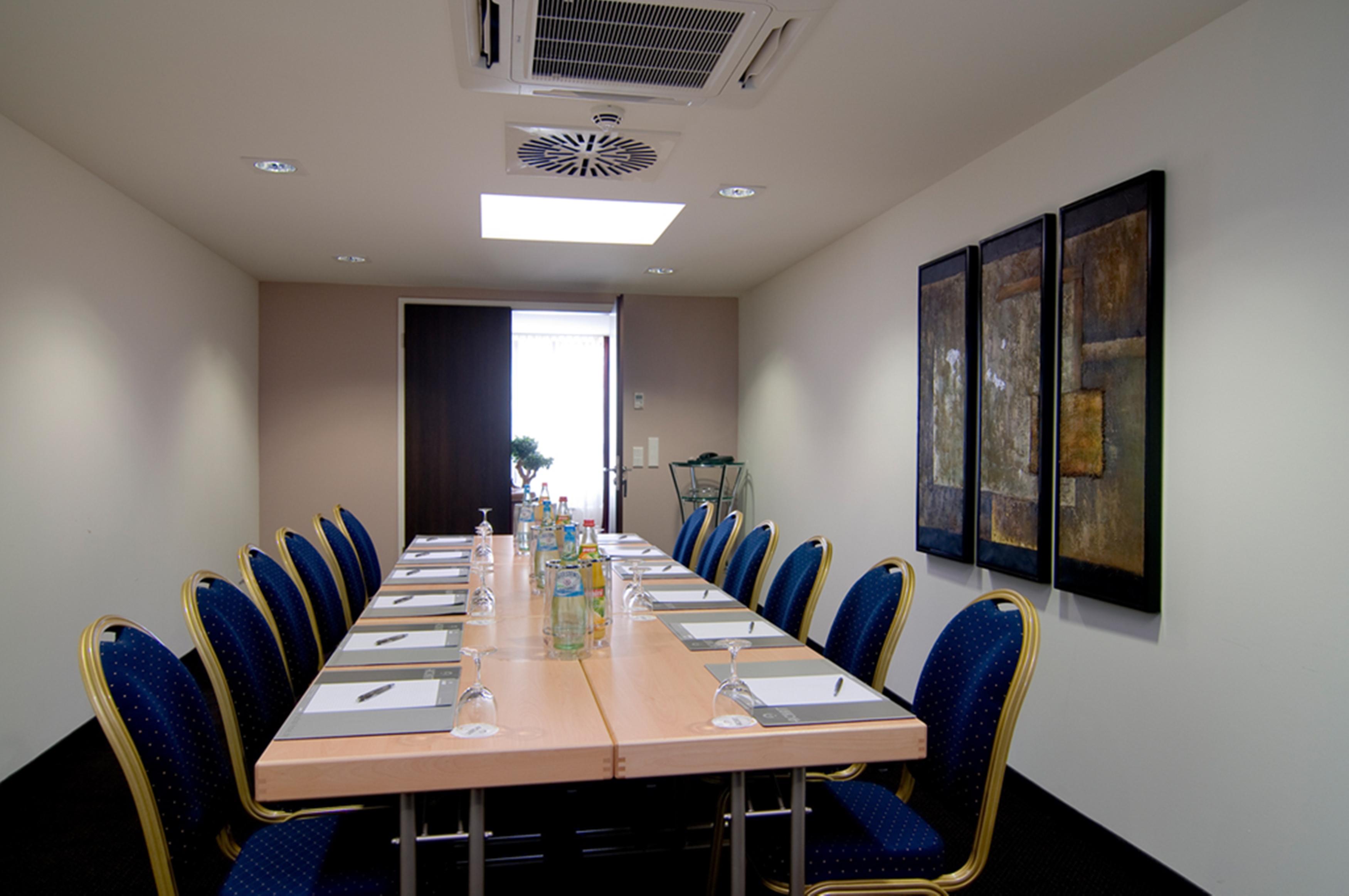 Achat Hotel Muenchen Sued Ngoại thất bức ảnh