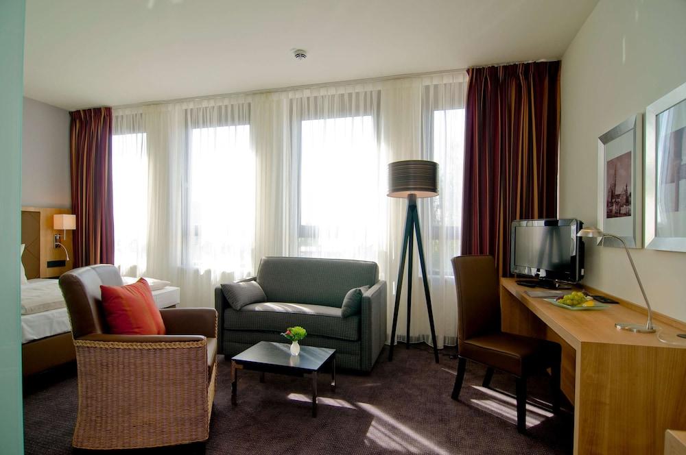 Achat Hotel Muenchen Sued Ngoại thất bức ảnh