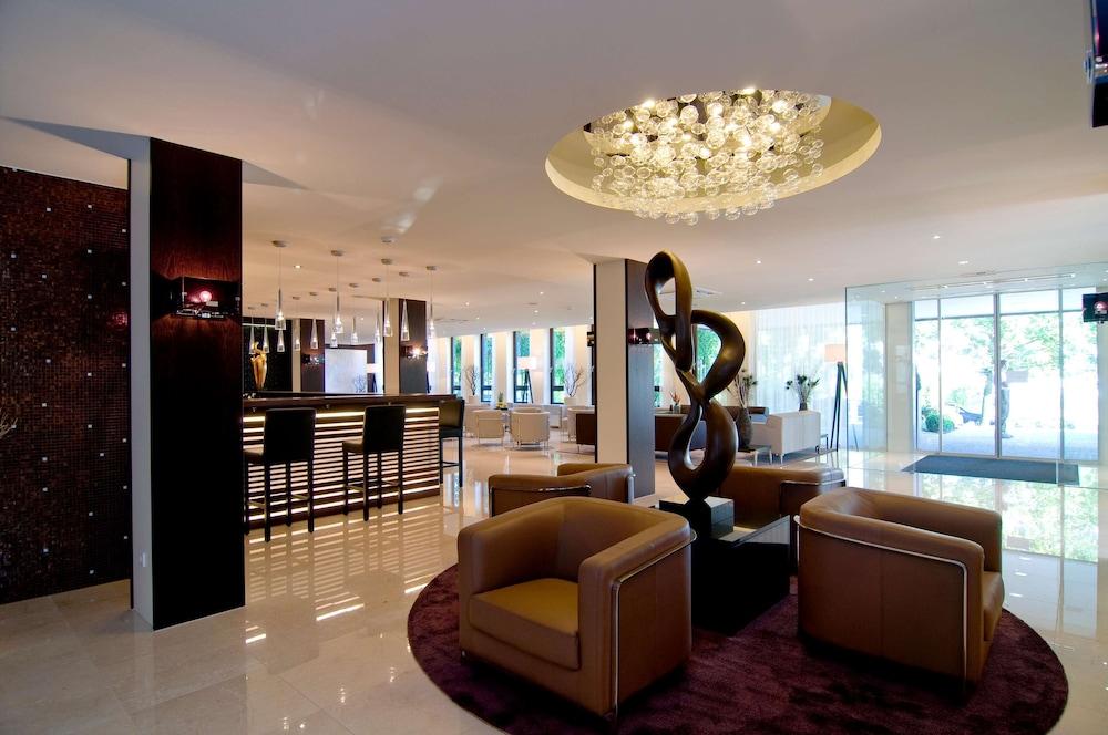 Achat Hotel Muenchen Sued Ngoại thất bức ảnh
