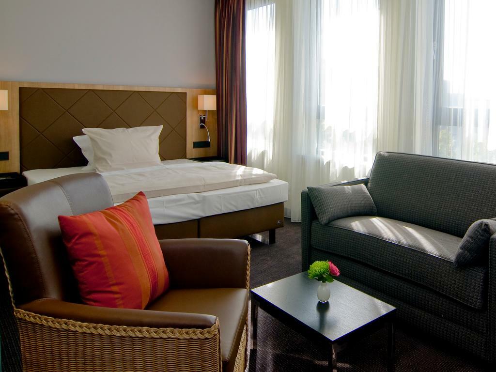 Achat Hotel Muenchen Sued Ngoại thất bức ảnh